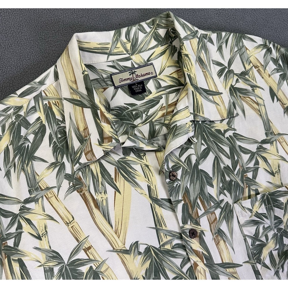 Tommy Bahama Shirt Large Green Beige Silk Bamboo Hawaiian Camp Loop Collar Beach